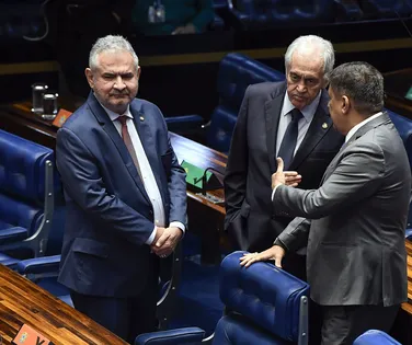 Otto Alencar reage a Coronel e chama senador de "bolsonarista" - Imagem