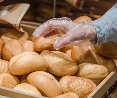 Pão de sal pode causar câncer? Estudo acende alerta sobre consumo diário - Imagem