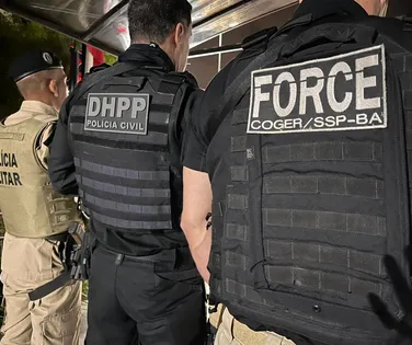 Quatro PMs são presos em operação que investiga homicídio em Salvador - Imagem