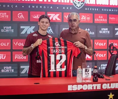 “Quem chega e não joga, não fez por merecer”, diz Jair Ventura questionado sobre Tarzia - Imagem