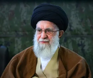 Quem foi Ali Khamenei, o aiatolá que comandou o Irã por mais de 30 anos - Imagem