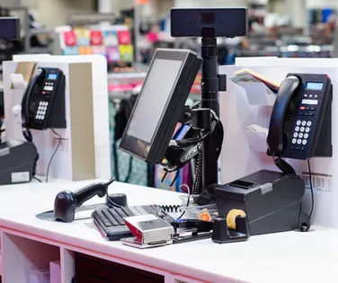 Rede de varejo famosa no Brasil é condenada em R$ 100 mil por racismo - Imagem