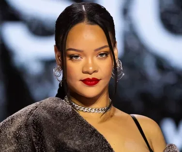 Rihanna abandona a própria casa após atentado a tiros - Imagem