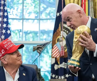 Rússia banida da Copa expõe contradição da Fifa em relação aos EUA, diz especialista - Imagem