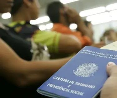 Salvador oferece 395 vagas de emprego exclusivas para mulheres em março - Imagem