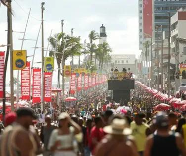 Salvador tem faturamento bilionário com turismo no primeiro semestre - Imagem