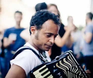 Serrinha quer tomar festival dos franceses - Imagem