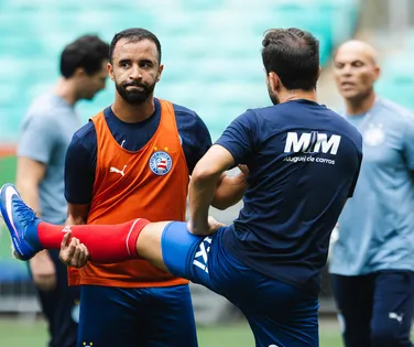 Titular do Bahia não participa de treino e é dúvida para o Ba-Vi - Imagem
