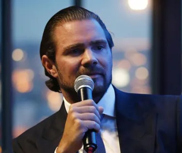 Tráfico e exploração sexual: as festas de Vorcaro em paraíso da Bahia - Imagem