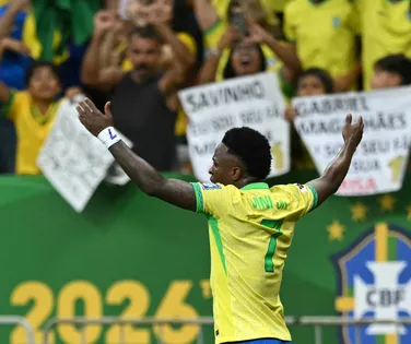 Vinicius une arte, coragem e memória do futebol - Imagem