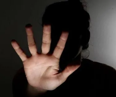 Violência contra a mulher: saiba como funciona o anonimato no Disque Denúncia - Imagem