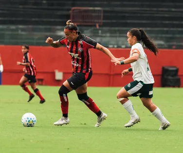 Vitória é goleado em casa e segue sem vencer no Brasileirão Feminino - Imagem