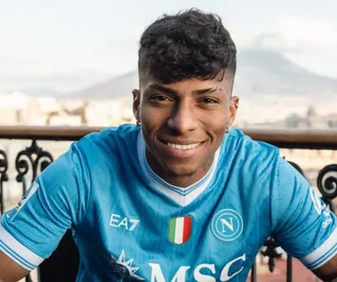 Vitória pode lucrar quase R$ 12 milhões com Alisson Santos; entenda - Imagem