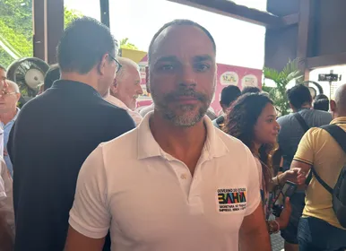 Setre propõe que cervejarias deem gelo e bebida de graça para ambulantes - Imagem