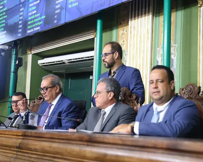 Cobrança de estacionamento e transporte: Câmara vota ‘pacotão’ de projetos nesta quarta