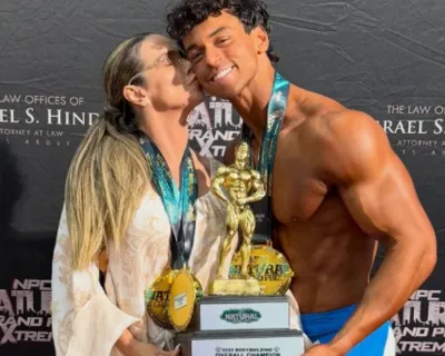 Filho de Xanddy e Carla ganha medalhas em campeonato de fisiculturismo