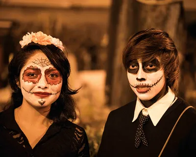Livro desvenda a beleza e o luto do 'Día de los Muertos' em imagens