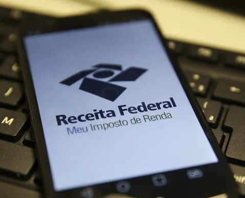 1,4 milhão de pessoas caem na malha fina do Imposto de Renda em 2026