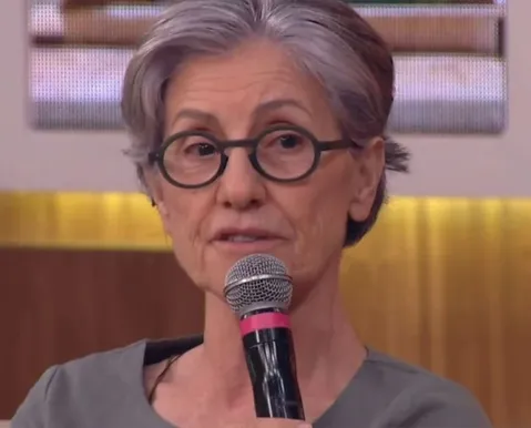 Após caso de transfobia, Cássia Kis presta depoimento em delegacia - Imagem