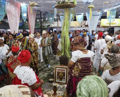 Bembé do Mercado: evento atrai turistas e movimenta Santo Amaro