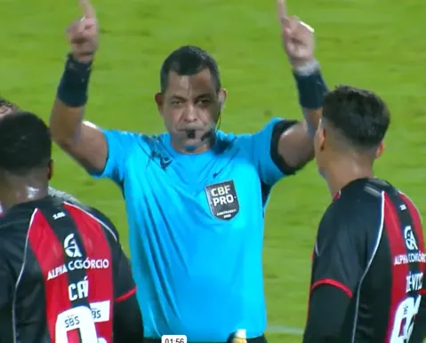 CBF divulga áudio do VAR em pênalti marcado contra o Vitória
