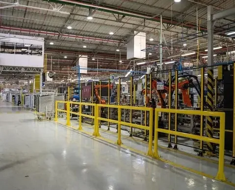 Concorrente da Samsung fecha fábrica e demite centenas de funcionários