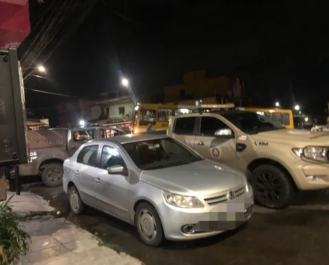 Confronto em Pirajá termina com dois mortos e apreensão de armas e drogas - Imagem