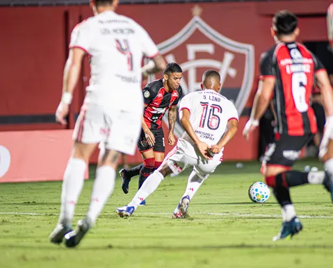 Eliminação para o Vitória foi a mais precoce da história do Flamengo