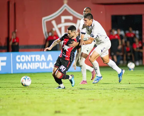 Goleado pelo Vitória, ABC vai representar contra arbitragem: "Repúdio"
