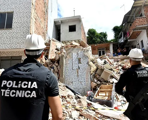 Imóvel que desabou em Salvador passava por reparos estruturais - Imagem