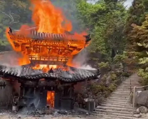 Incêndio destrói templo budista que abrigava 'chama eterna' no Japão