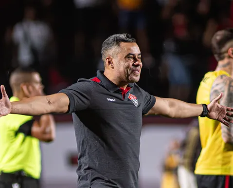 Jair Ventura vê Vitória capaz de sonhar alto na Copa do Brasil