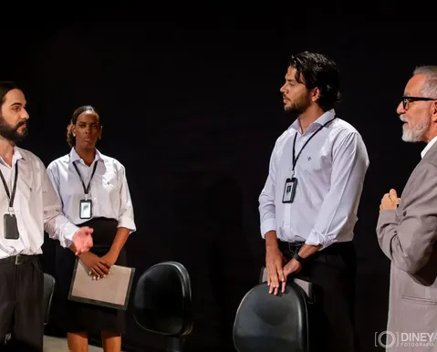 Montagem baiana choca ao mostrar o assédio moral nas empresas - Imagem