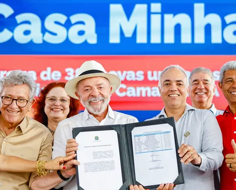 "Não teria fome no Brasil se fizessem o que fizemos", afirma Lula