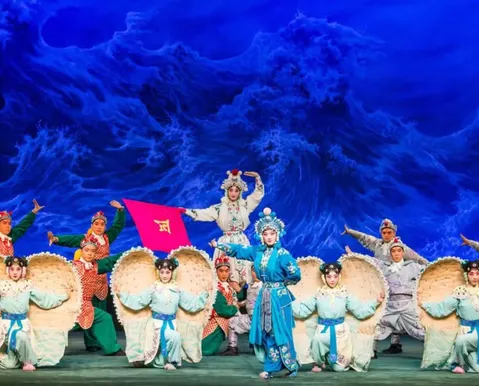 Ópera de Pequim se apresenta em Salvador pela primeira vez