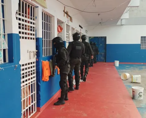 Operação mira comunicação em presídio da Bahia para frear atuação de facções