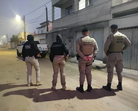 Quatro PMs são presos pelo desaparecimento de jovens na Bahia