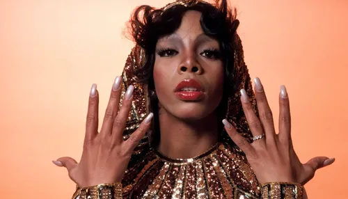 A TARDE FM dedica programa especial aos hits de Donna Summer