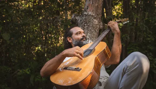 Isaac Moreira apresenta show em Salvador que une violão e ritmos afro