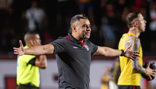 Jair Ventura vê Vitória capaz de sonhar alto na Copa do Brasil