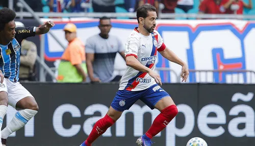 “Pode ganhar jogos”: Rogério Ceni sai em defesa de Éverton Ribeiro