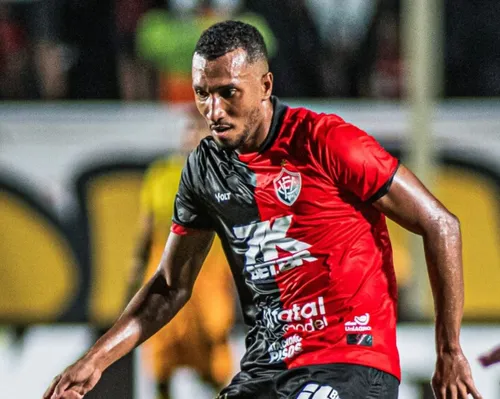 Além de Lucas Braga, confira outros jogadores que decepcionaram no Vitória - Imagem