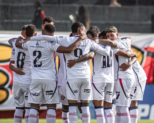 Após ter o contrato rescindido, ex-Vitória acerta com clube da Série B - Imagem