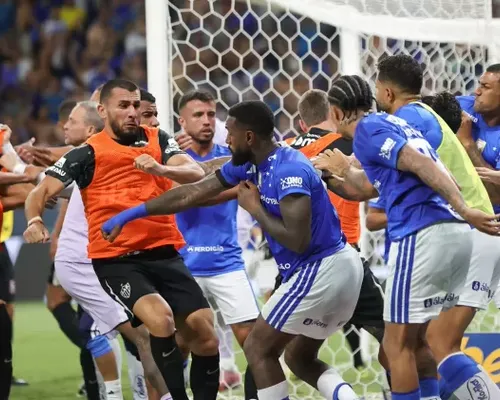 Cruzeiro x Galo tem recorde de expulsões no Brasil; veja marca mundial - Imagem