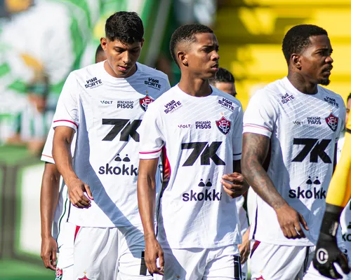 Desfalcado, Vitória pode ter 13ª zaga inédita sob o comando de Jair Ventura - Imagem