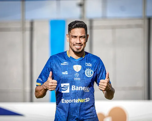 Ex-Bahia, Hernane Brocador é decisivo em clássico e título estadual - Imagem