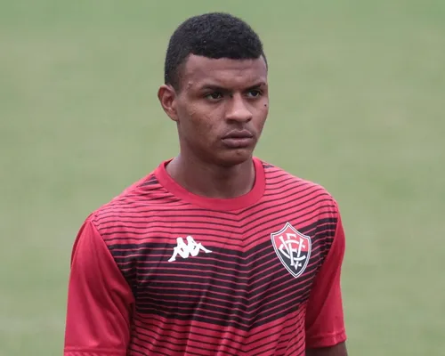 Ex-Vitória chega ao terceiro gol na temporada e se destaca no Mirassol - Imagem
