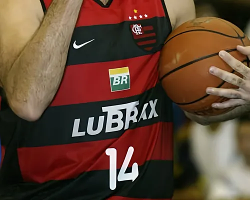Flamengo aposenta camisa 14 do basquete vai homenagear Oscar contra o Bahia - Imagem