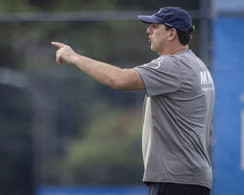 "Grata surpresa": Rogério Ceni exalta joia do Bahia após triunfo - Imagem