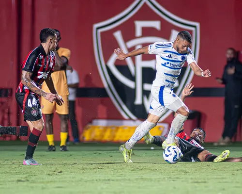 Próximo adversário do Vitória, Cruzeiro ainda não venceu no Brasileirão - Imagem